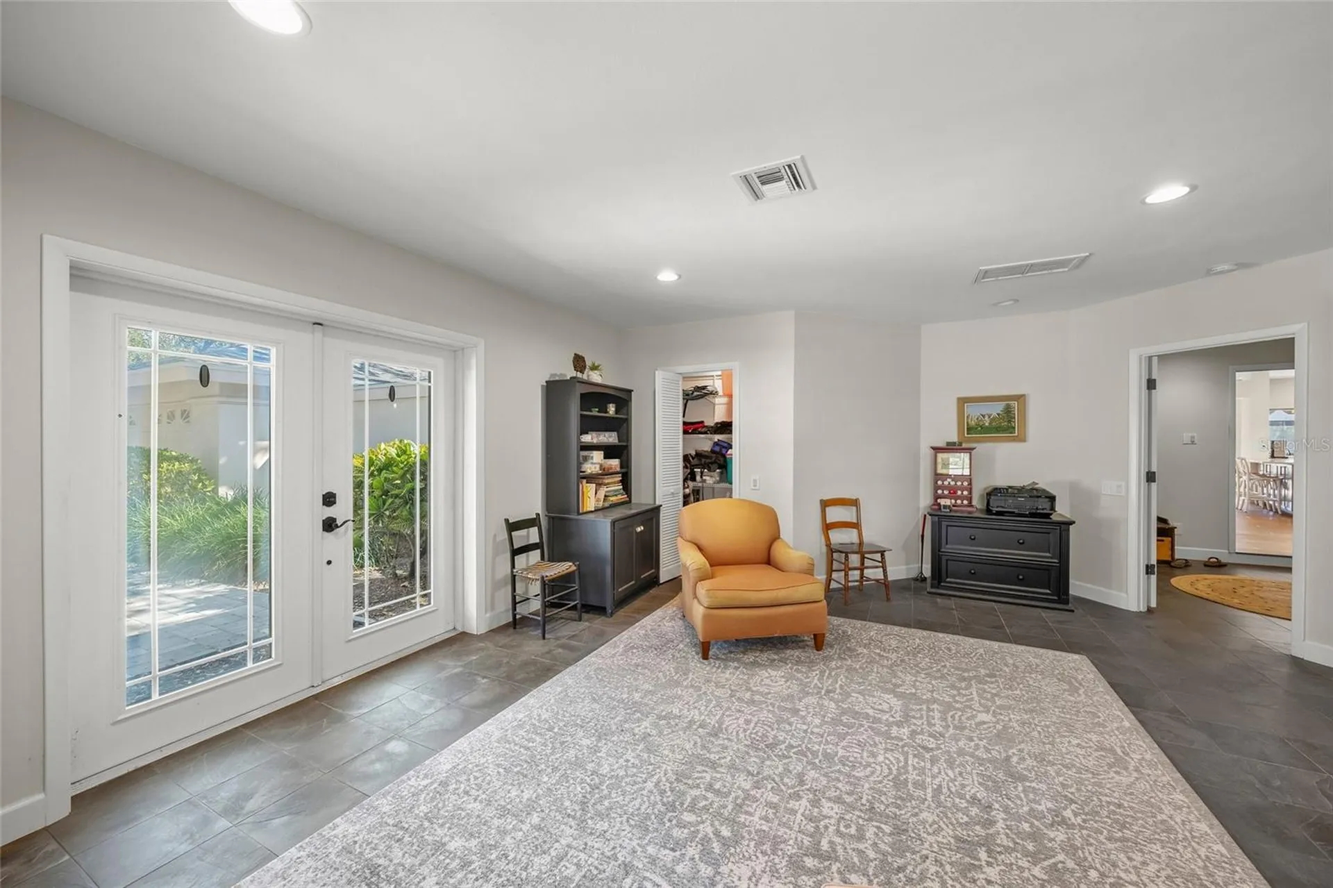 5125 Willow Leaf Drive Sarasota FL 34241