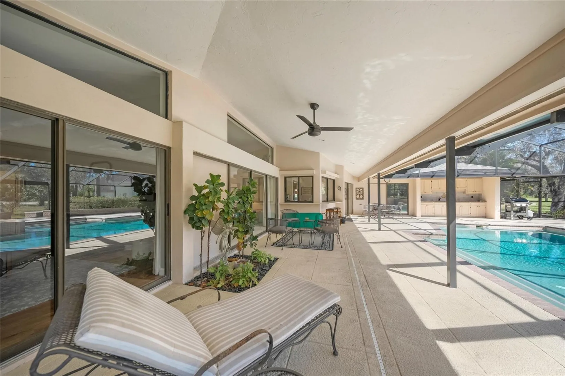 5125 Willow Leaf Drive Sarasota FL 34241