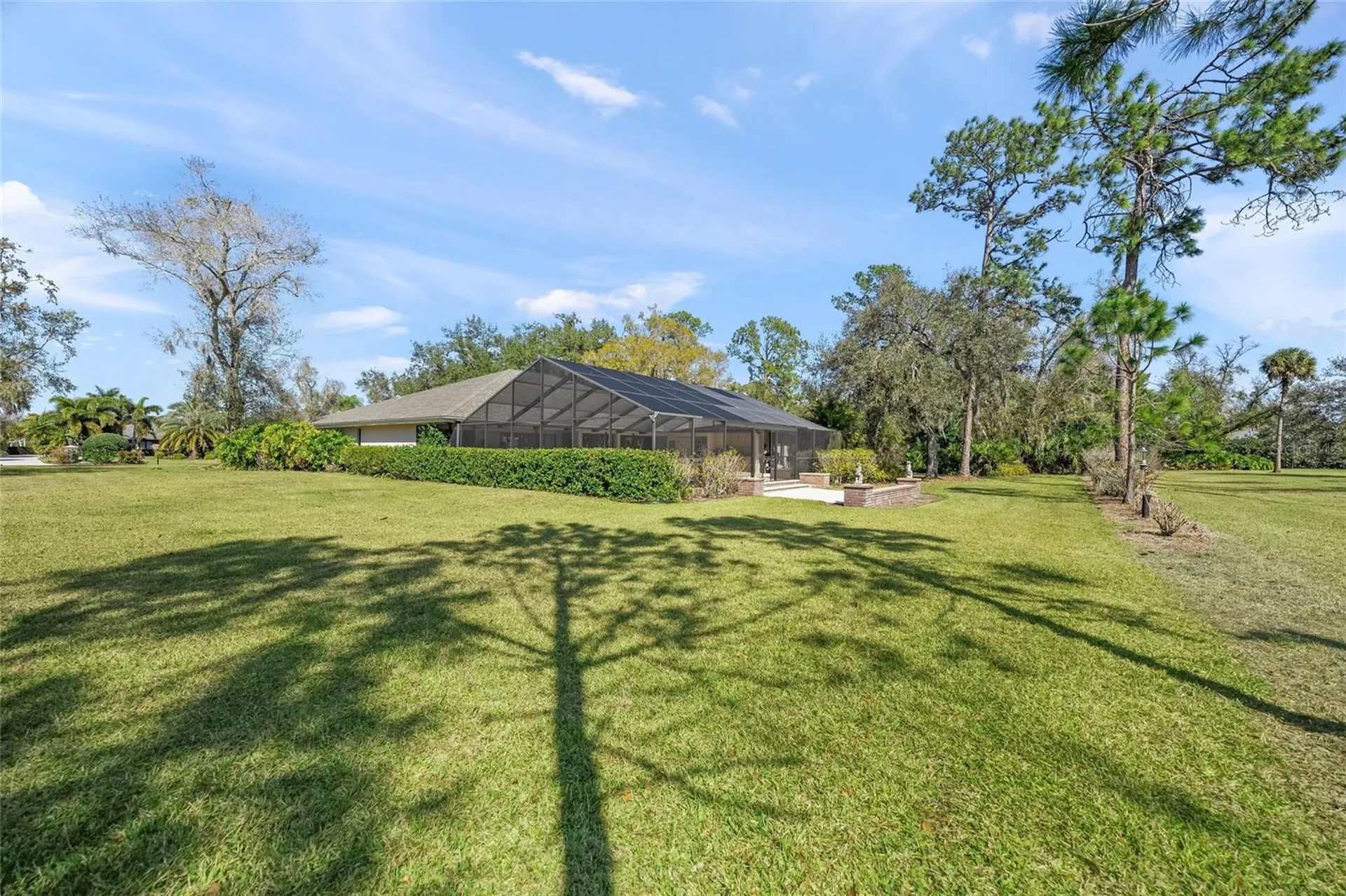 5125 Willow Leaf Drive Sarasota FL 34241
