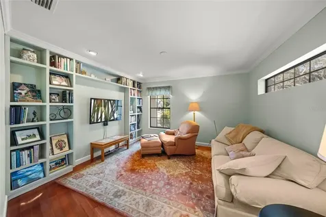 5125 Willow Leaf Drive Sarasota FL 34241