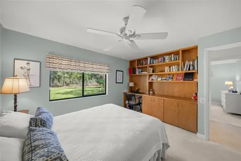 5125 Willow Leaf Drive Sarasota FL 34241