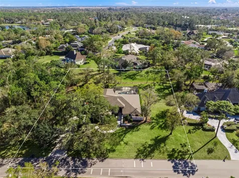 5125 Willow Leaf Drive Sarasota FL 34241