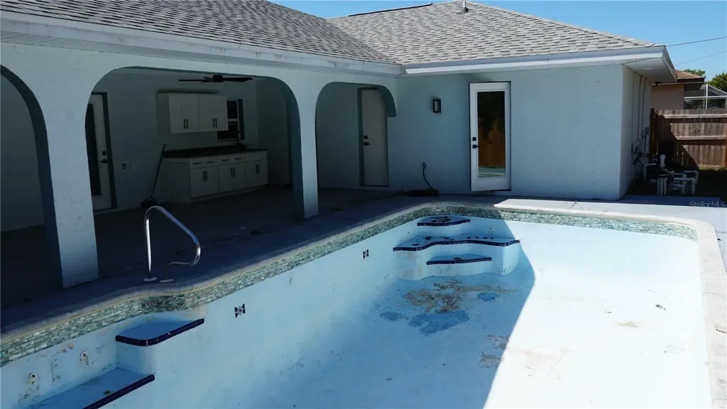 23268 Avacado Avenue Port Charlotte FL 33980