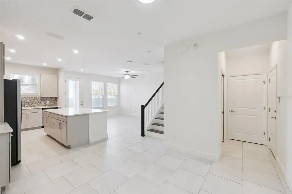 14235 Kellogg Avenue Orlando FL 32827
