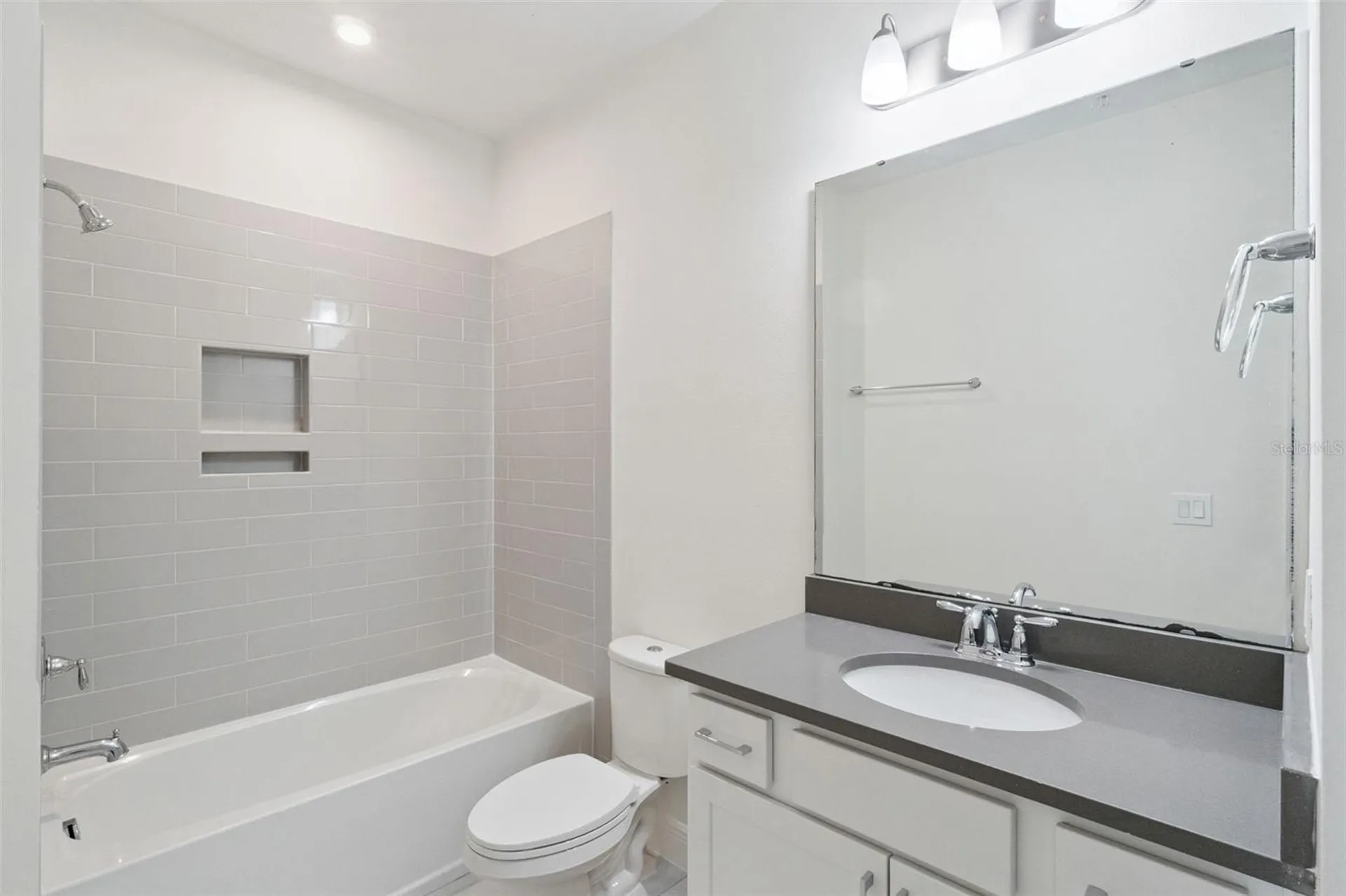 14235 Kellogg Avenue Orlando FL 32827