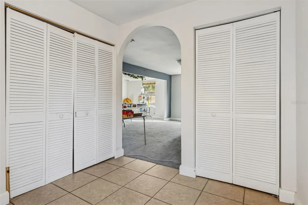 1018 E Columbus Drive Tampa FL 33605