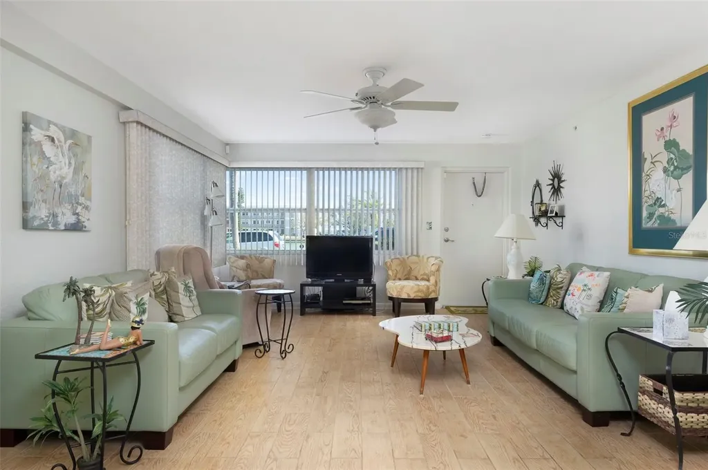 1950 59th Avenue N St Petersburg FL 33714