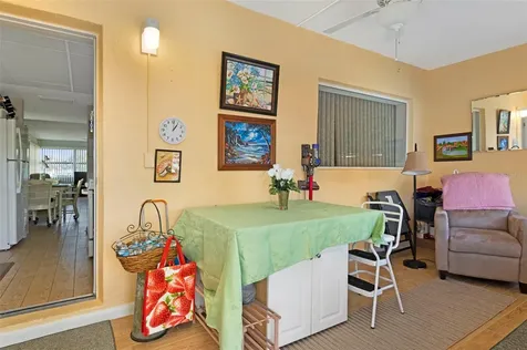 1950 59th Avenue N St Petersburg FL 33714