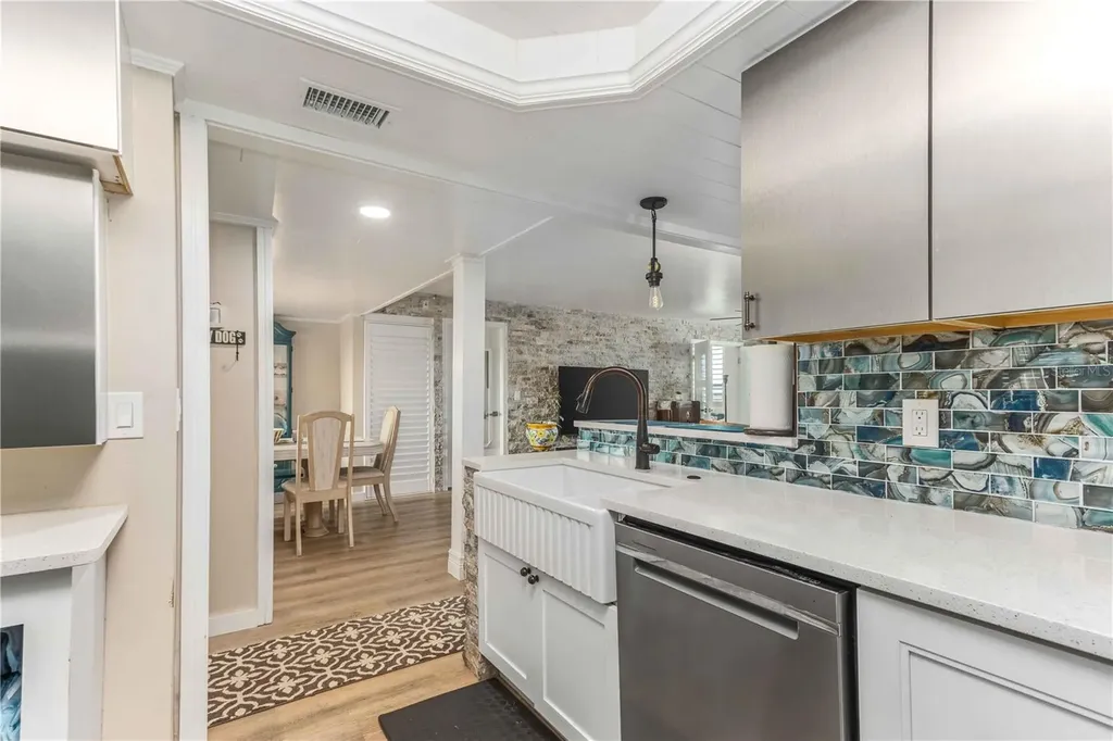 2621 Cove Cay Drive Clearwater FL 33760