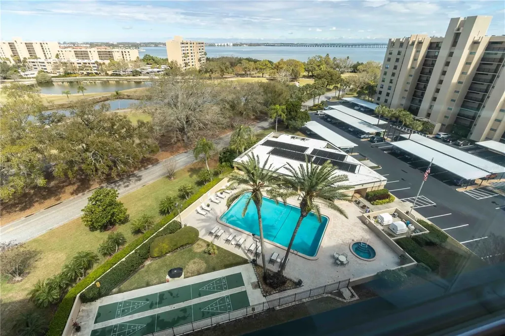 2621 Cove Cay Drive Clearwater FL 33760