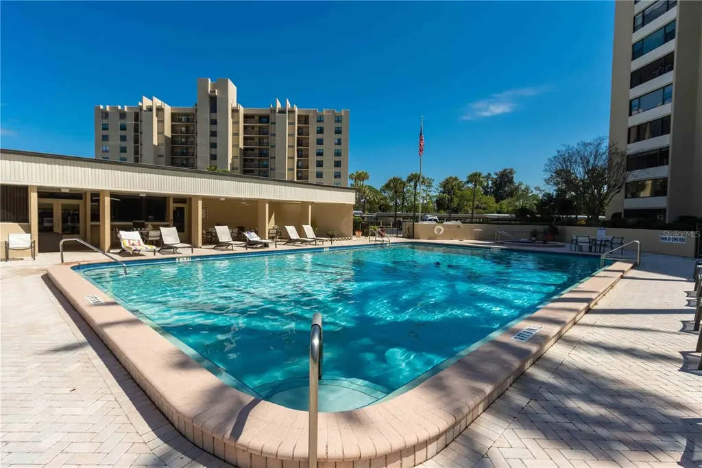 2621 Cove Cay Drive Clearwater FL 33760