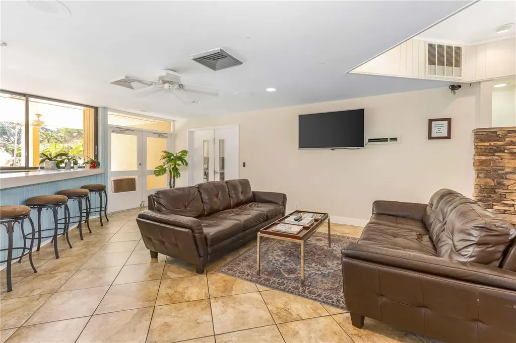 2621 Cove Cay Drive Clearwater FL 33760
