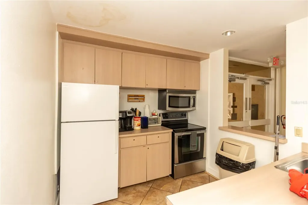 2621 Cove Cay Drive Clearwater FL 33760