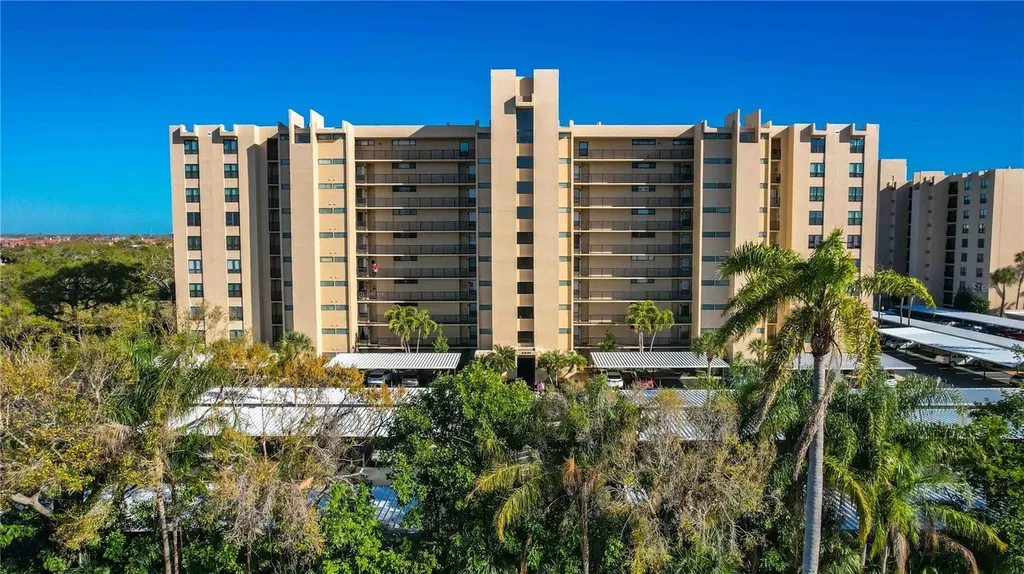 2621 Cove Cay Drive Clearwater FL 33760
