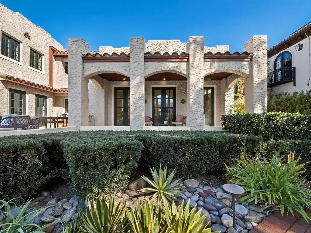 1905 Alta Vista Street Sarasota FL 34236