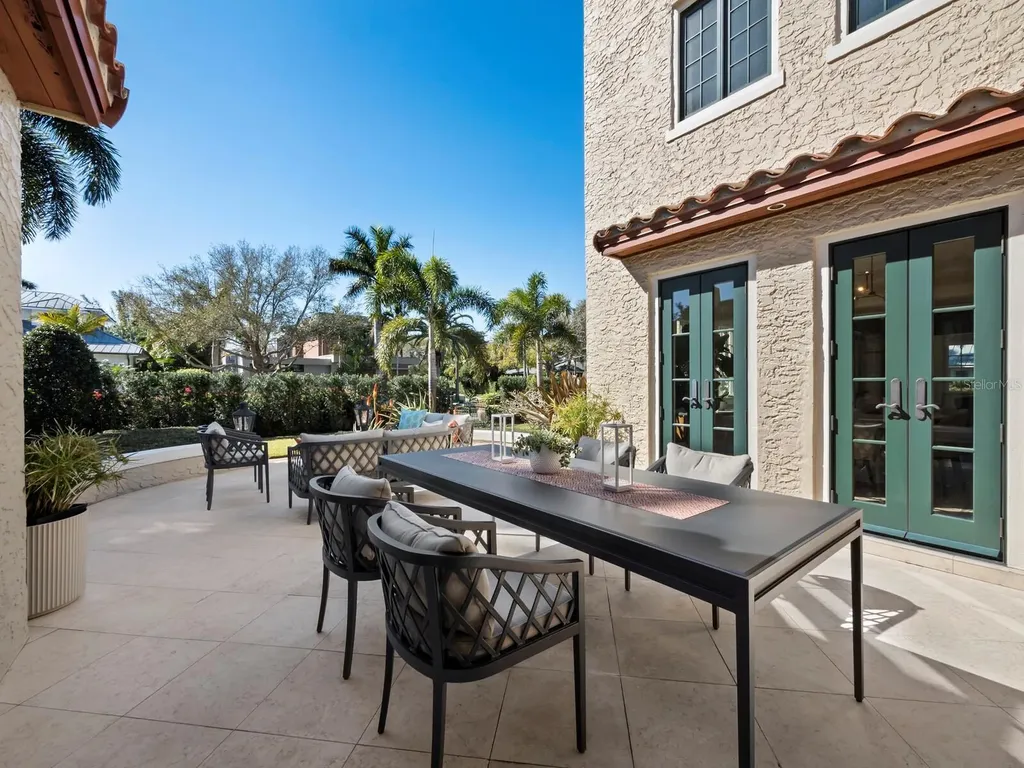 1905 Alta Vista Street Sarasota FL 34236