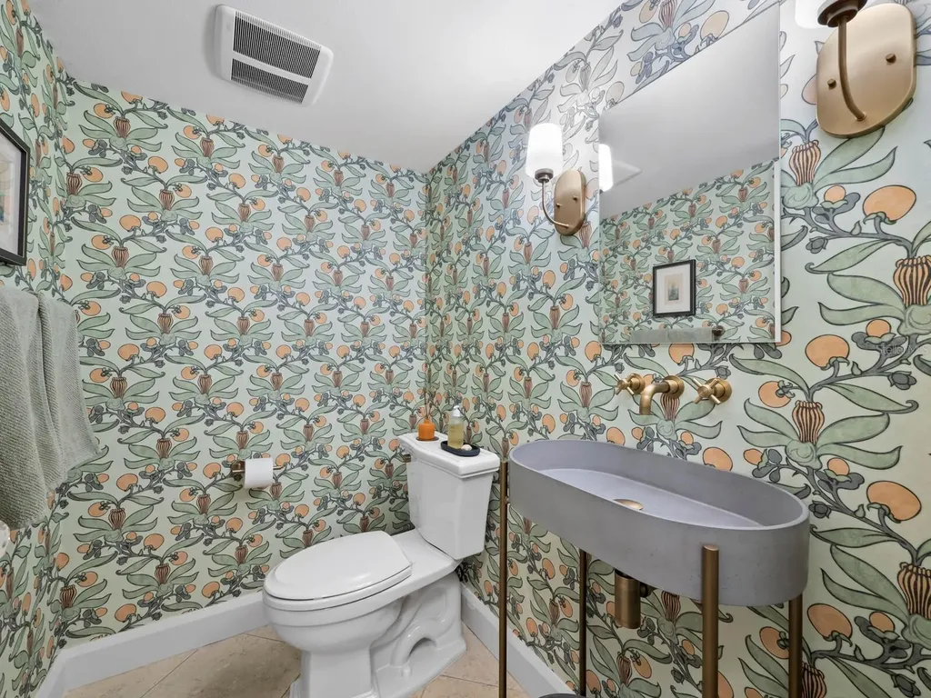 1905 Alta Vista Street Sarasota FL 34236