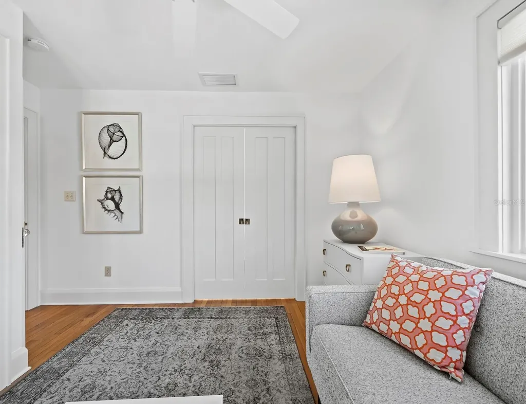 1905 Alta Vista Street Sarasota FL 34236