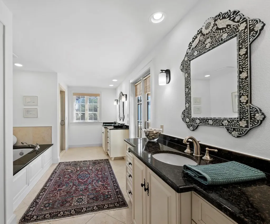 1905 Alta Vista Street Sarasota FL 34236