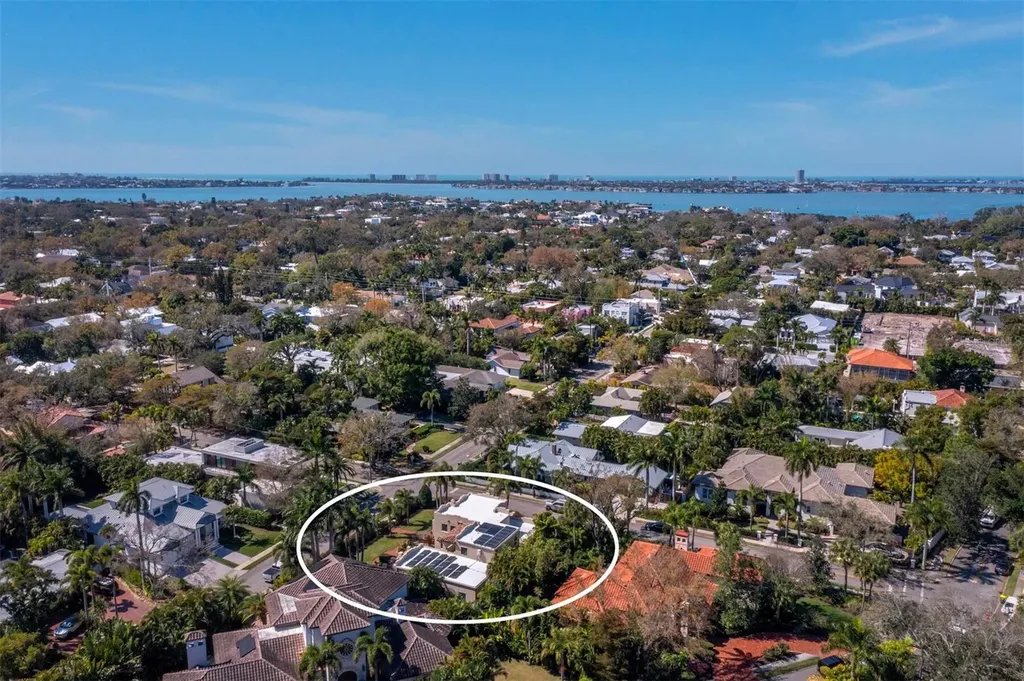1905 Alta Vista Street Sarasota FL 34236