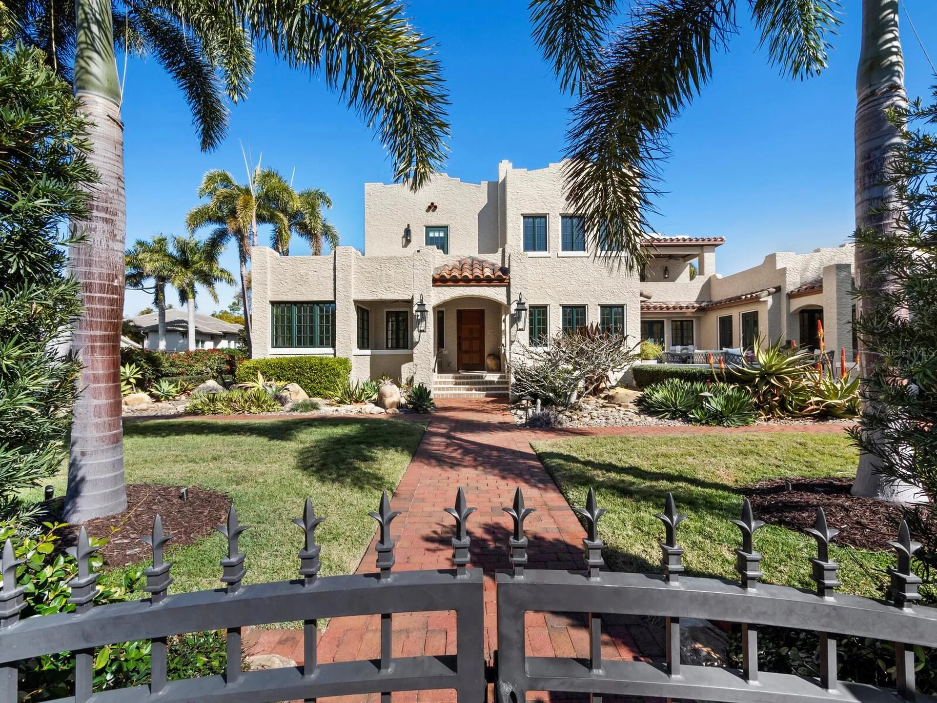 1905 Alta Vista Street Sarasota FL 34236