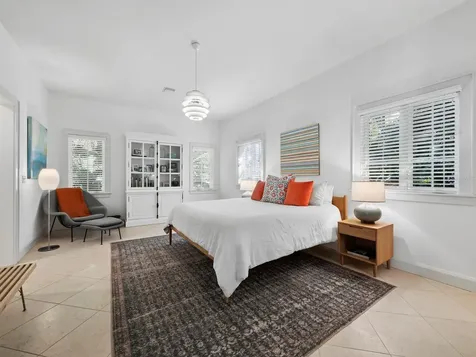 1905 Alta Vista Street Sarasota FL 34236