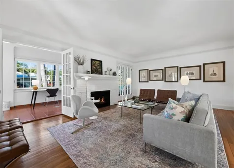 1905 Alta Vista Street Sarasota FL 34236