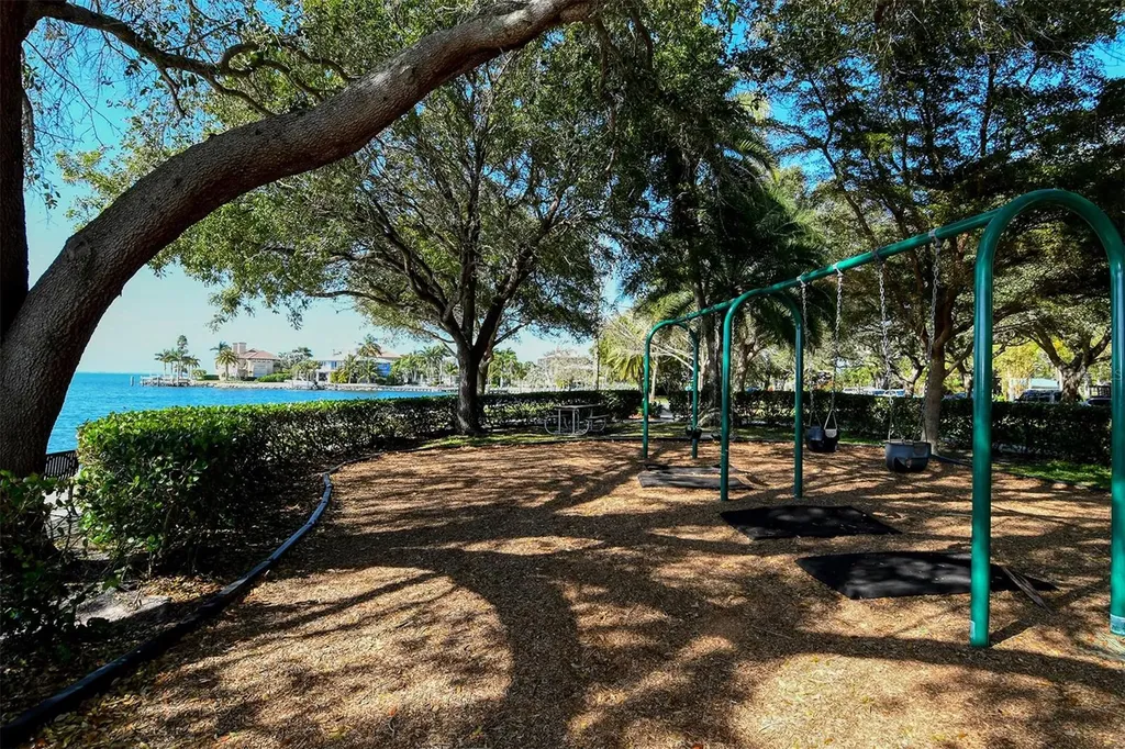 5019 Stevens Drive Sarasota FL 34234