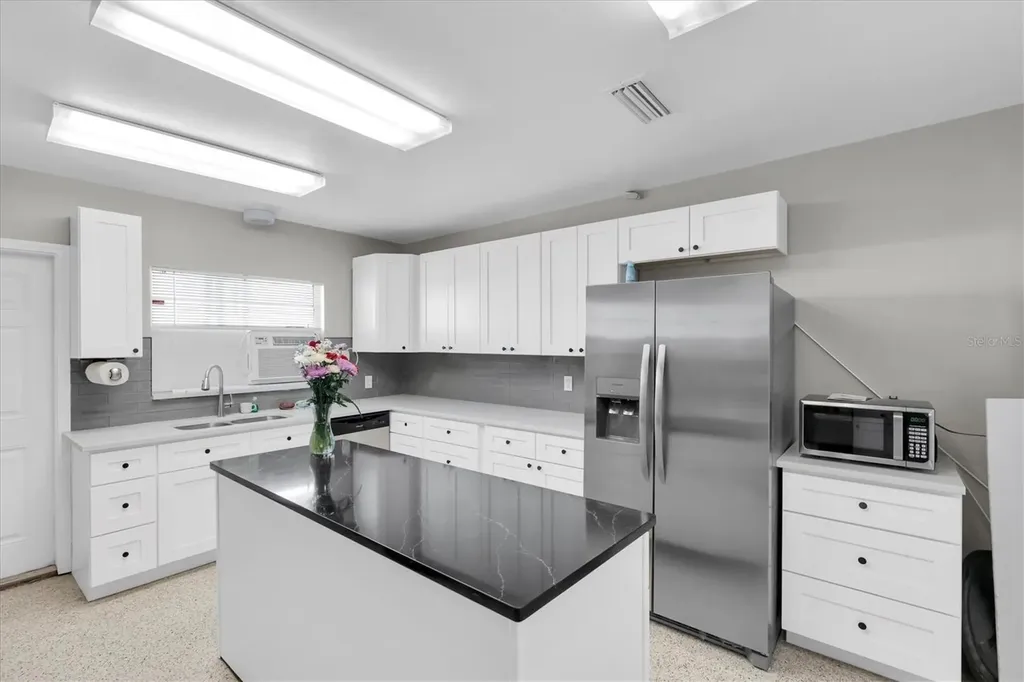 1847 Shore Drive S South Pasadena FL 33707