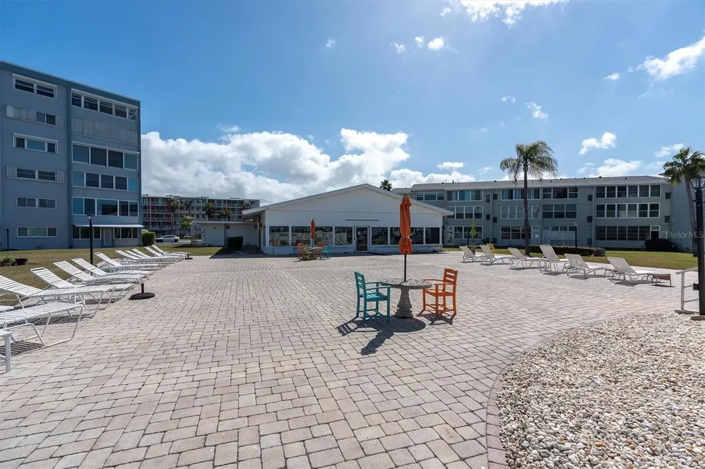 1847 Shore Drive S South Pasadena FL 33707