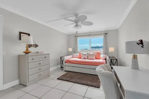 1847 Shore Drive S South Pasadena FL 33707