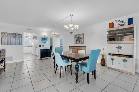 1847 Shore Drive S South Pasadena FL 33707