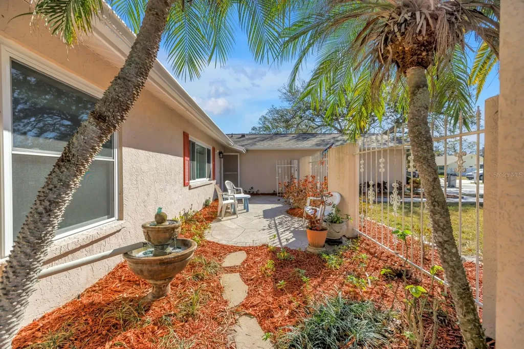 10761 125th Avenue Largo FL 33778