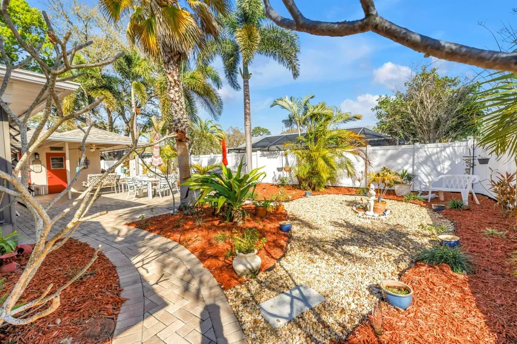 10761 125th Avenue Largo FL 33778