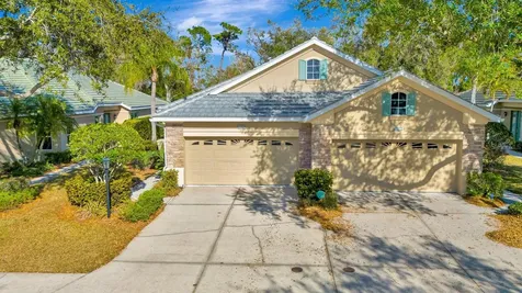 5035 Lakescene Place Sarasota FL 34243