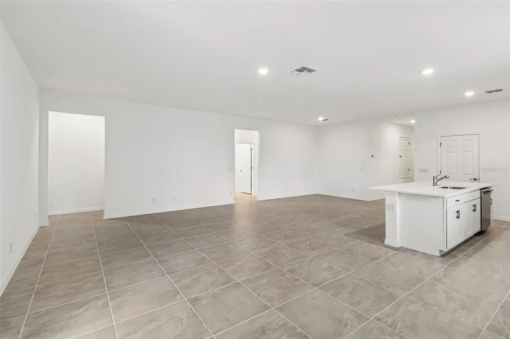 744 Farfields Street Deland FL 32724