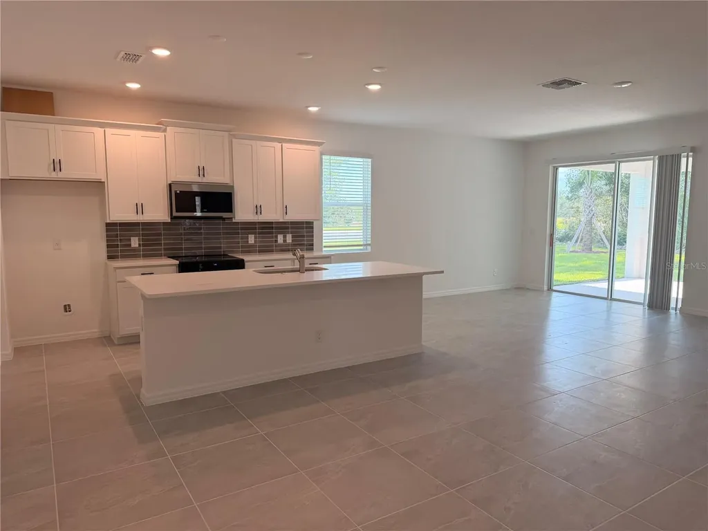 744 Farfields Street Deland FL 32724