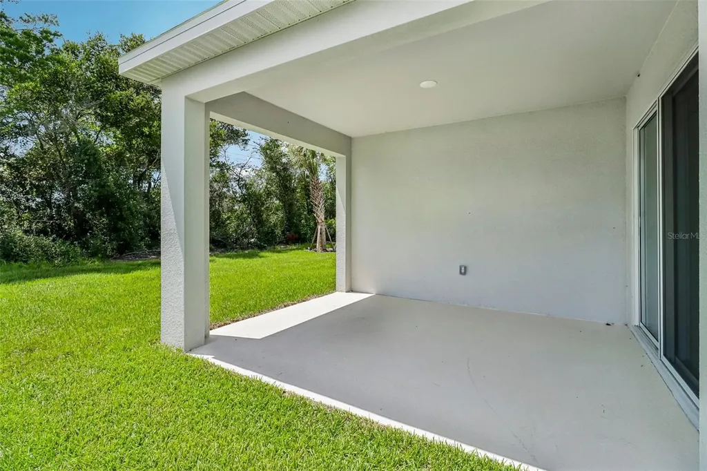 744 Farfields Street Deland FL 32724