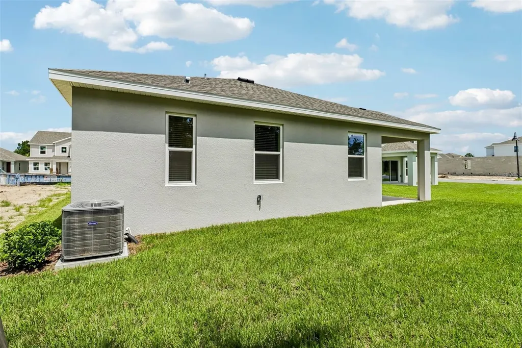 744 Farfields Street Deland FL 32724