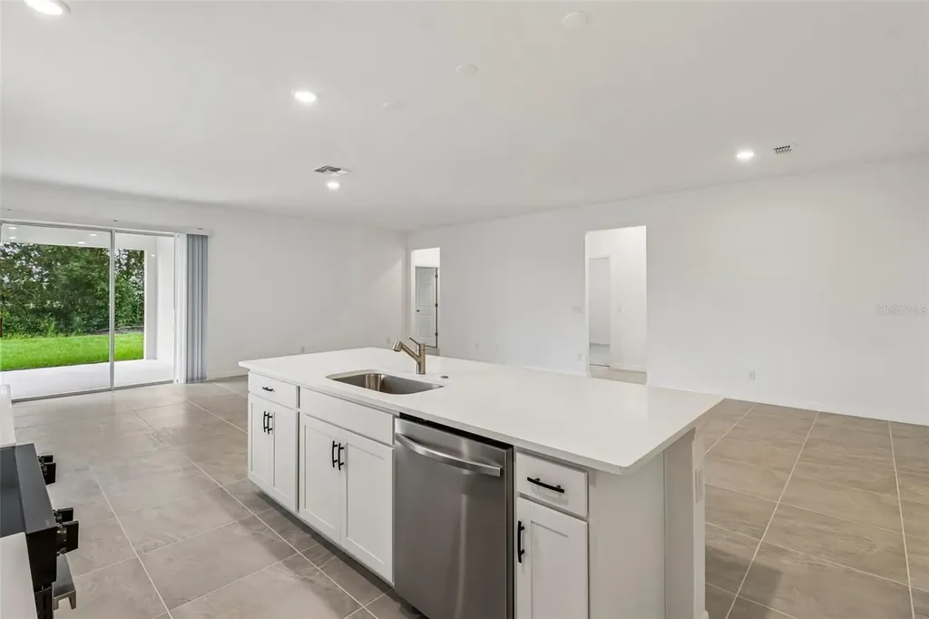 744 Farfields Street Deland FL 32724