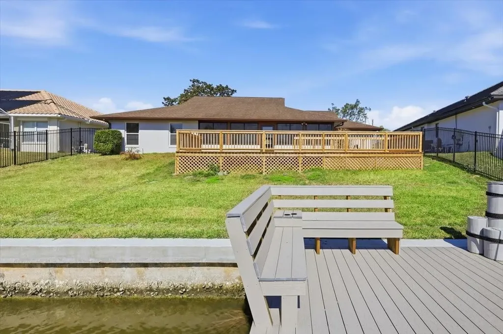 10 Flametree Court Palm Coast FL 32137