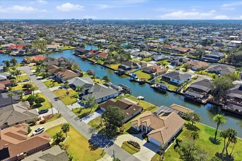 10 Flametree Court Palm Coast FL 32137