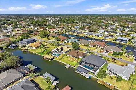 10 Flametree Court Palm Coast FL 32137