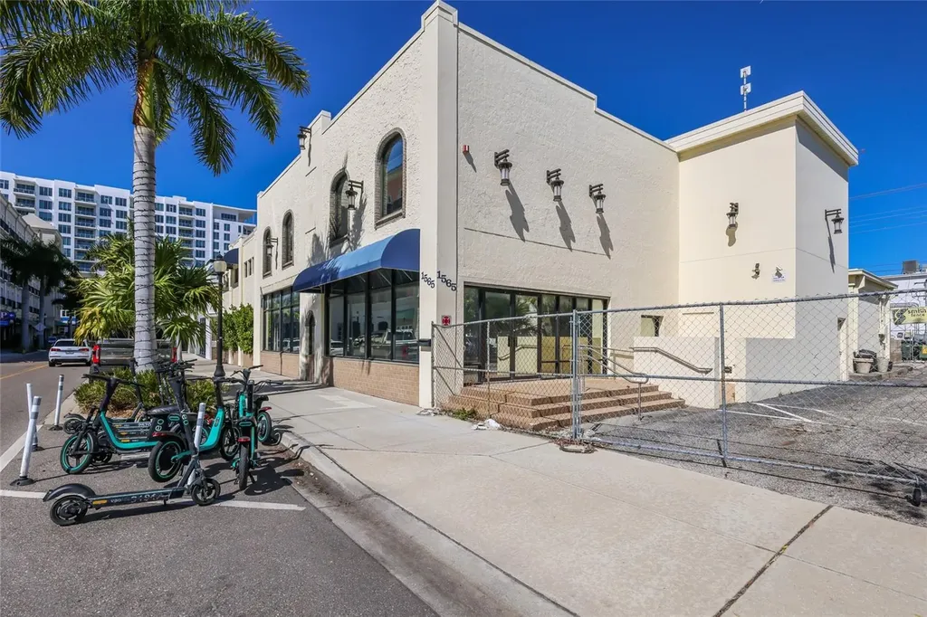 1565 State Street Sarasota FL 34236