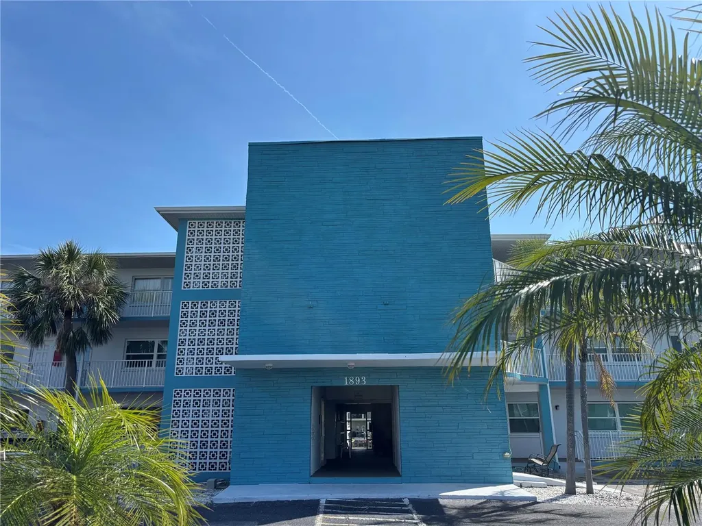 1893 Shore Drive S South Pasadena FL 33707