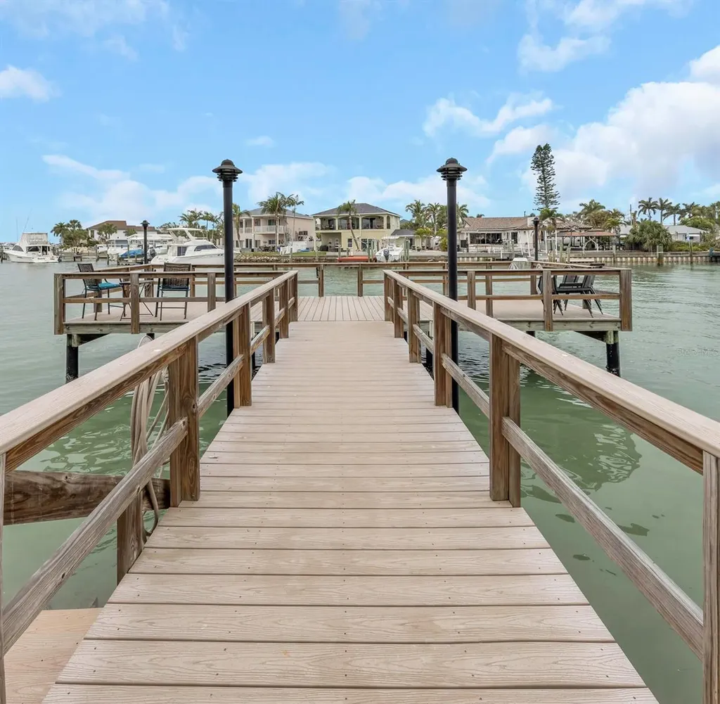 1893 Shore Drive S South Pasadena FL 33707