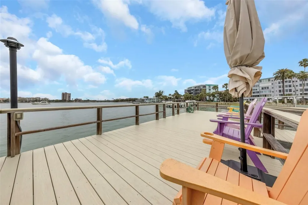 1893 Shore Drive S South Pasadena FL 33707