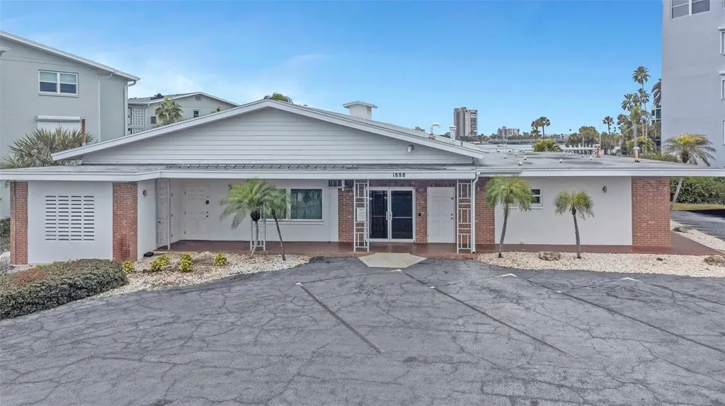 1893 Shore Drive S South Pasadena FL 33707