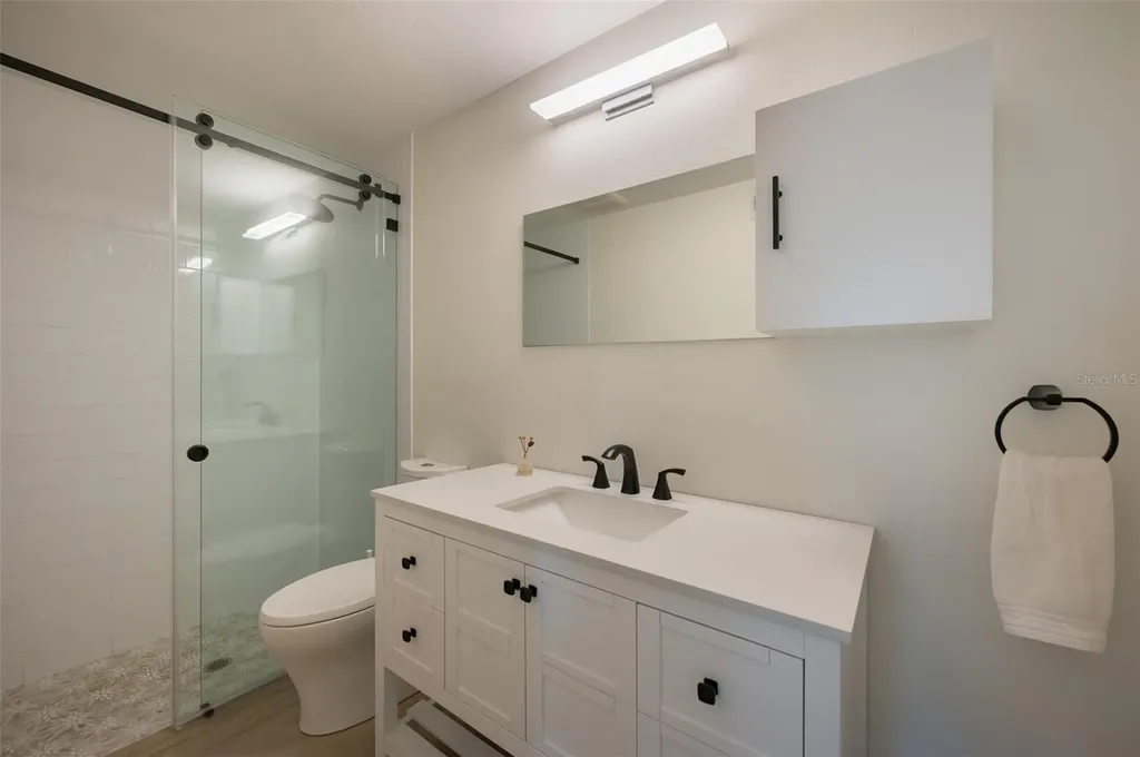 4938 Commonwealth Drive Sarasota FL 34242