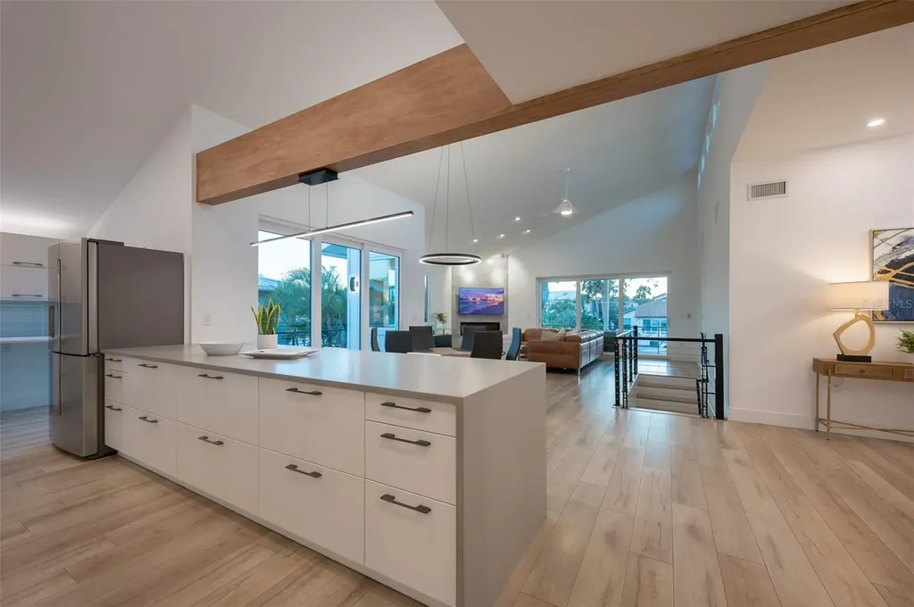 4938 Commonwealth Drive Sarasota FL 34242